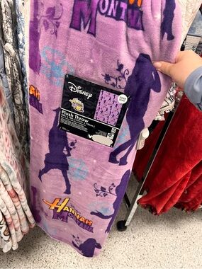 Disney Hannah Montana Plush Throw - Purple 20 years Design
